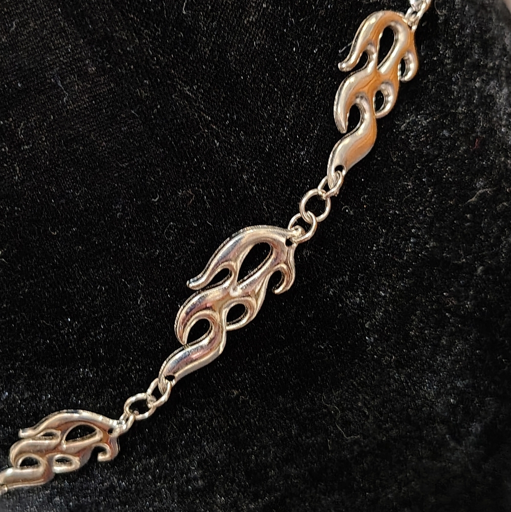 Vintage SilverTone Flame Chain Belt/ See Pics Information - Picture 4 of 16